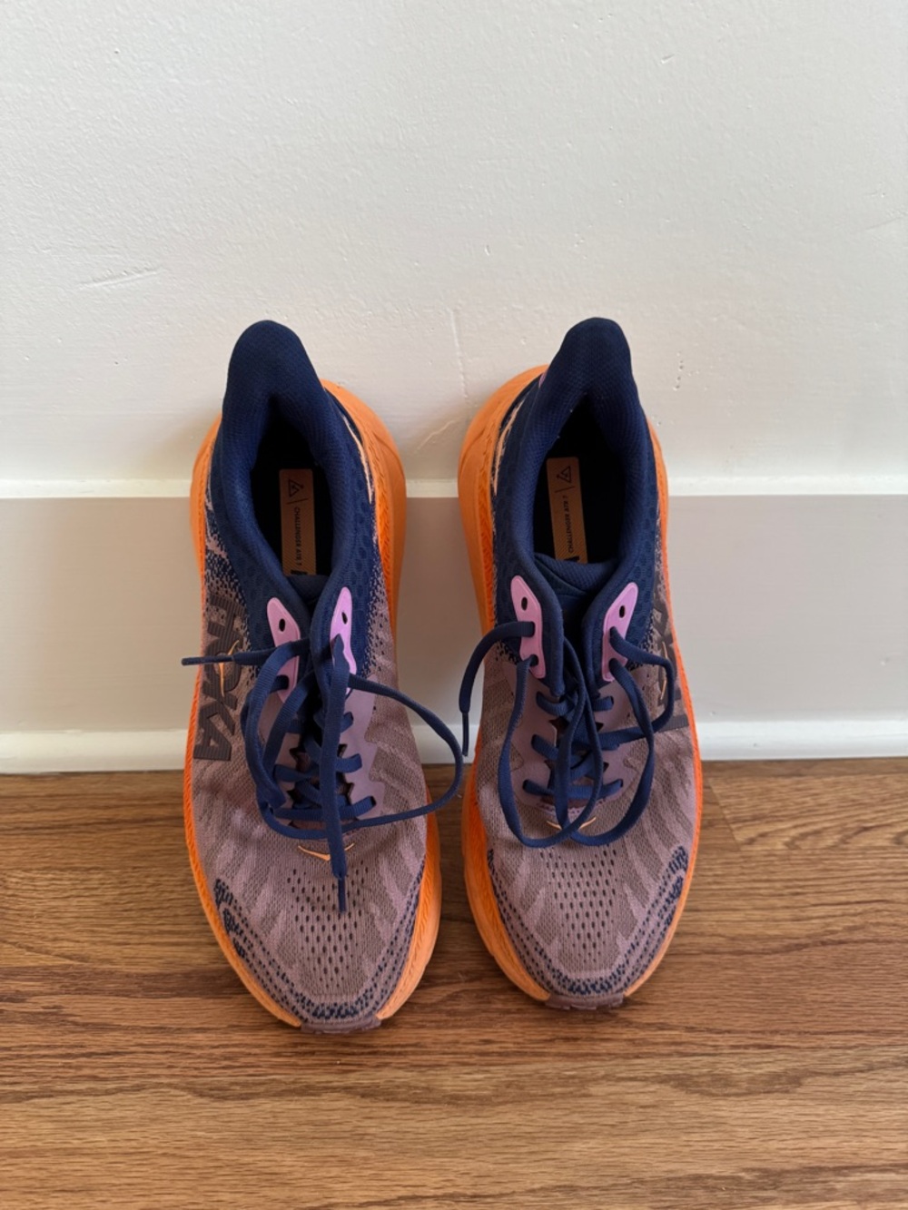 Hoka Women's Challenger - W9.5